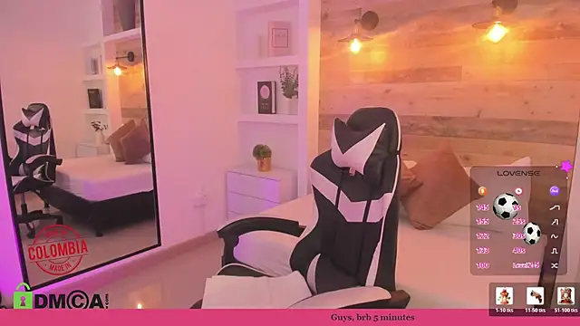 Snapshot of candy_summer28 chatting on 6, 7, 2026 candy summer28 online show from 6, 7, 2026