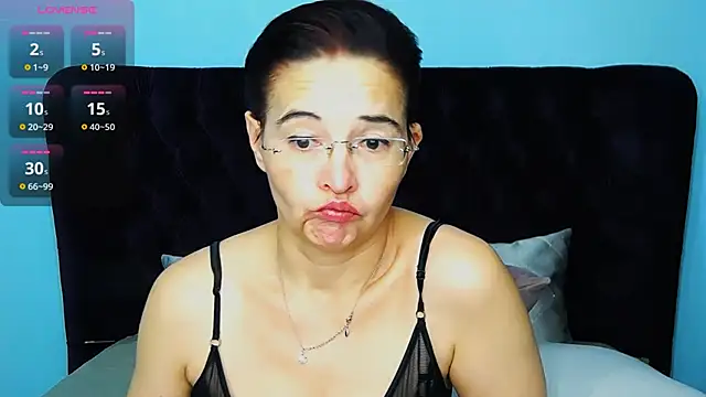 StaceyDarling online show from 20, 12, 2025