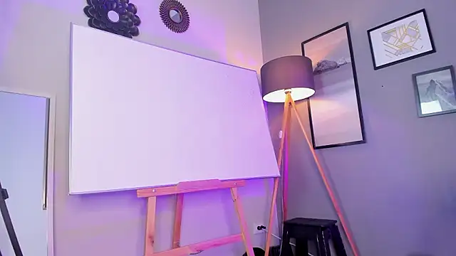 helenaduque  online show from 18, 1, 2026