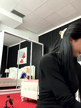 SophiaVilner online show from 11, 11, 2025