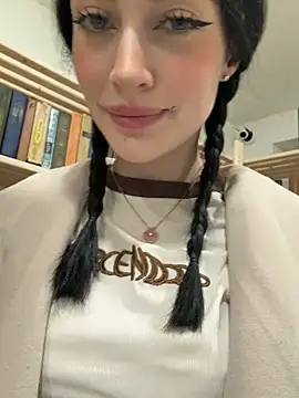 Melissa crazy online show from 23, 4, 2026