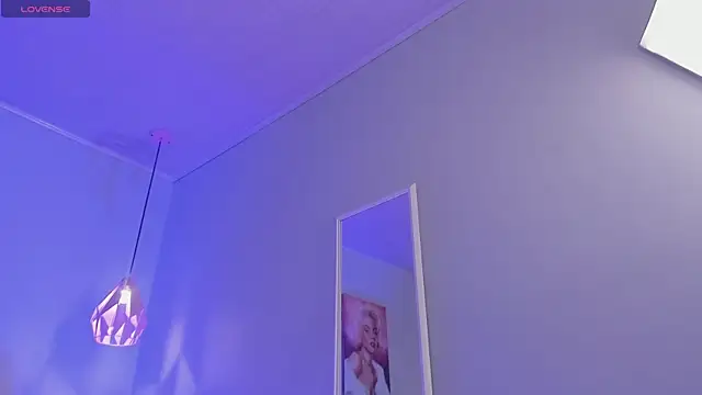 ScarletGV online show from 8, 1, 2026