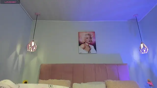 ScarletGV online show from 22, 4, 2026