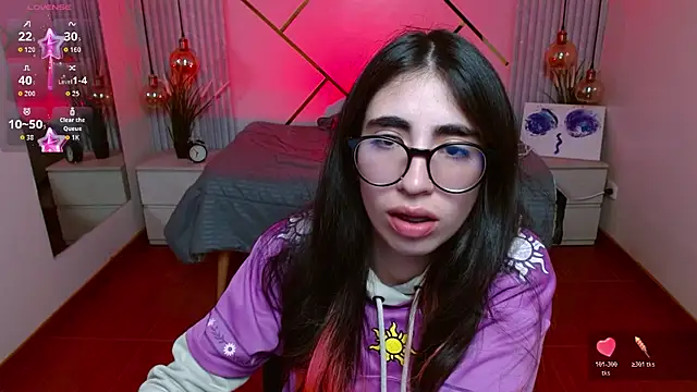 Snapshot of LenaRoses chatting on 24, 4, 2026 LenaRoses online show from 24, 4, 2026