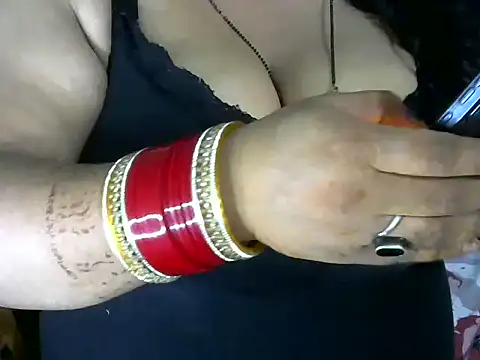 Snapshot of dramebaz_queen chatting on 22, 10, 2025 dramebaz queen online show from 22, 10, 2025