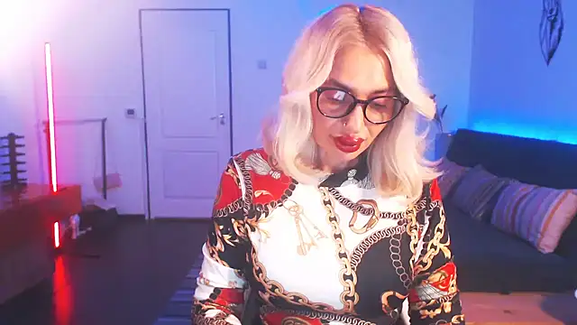 beauty chl0e online show from 11, 1, 2025