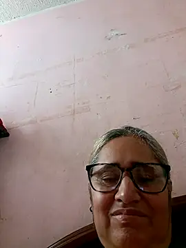 Snapshot of _candi chatting on 3, 10, 2025 candi online show from 3, 10, 2025