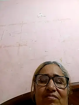 Snapshot of _candi chatting on 8, 10, 2025 candi online show from 8, 10, 2025