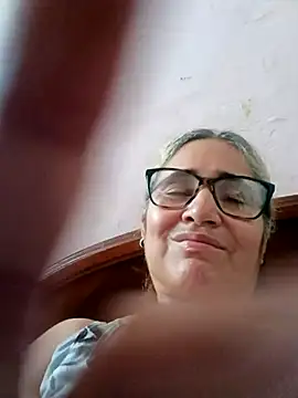 Snapshot of _candi chatting on 27, 10, 2025 candi online show from 27, 10, 2025