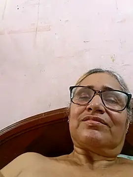 Snapshot of _candi chatting on 28, 10, 2025 candi online show from 28, 10, 2025