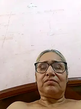 Snapshot of _candi chatting on 12, 11, 2025 candi online show from 12, 11, 2025