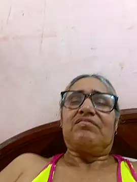 Snapshot of _candi chatting on 26, 11, 2025 candi online show from 26, 11, 2025