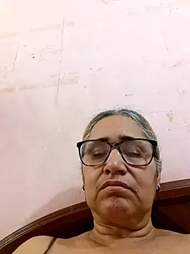 Snapshot of _candi chatting on 28, 11, 2025 candi online show from 28, 11, 2025