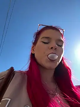 RiriRoseey online show from 25, 4, 2026