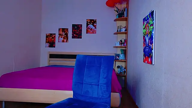 Miss Arwen online show from 24, 2, 2025