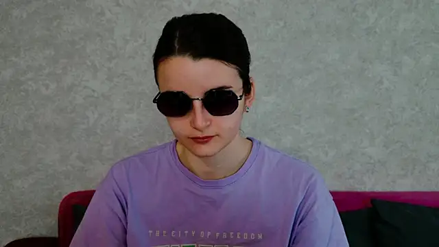 Snapshot of Miss_Arwen chatting on 2, 12, 2025 Miss Arwen online show from 2, 12, 2025