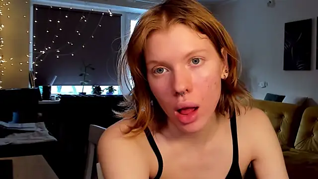 StellaDavis online show from 12, 2, 2025