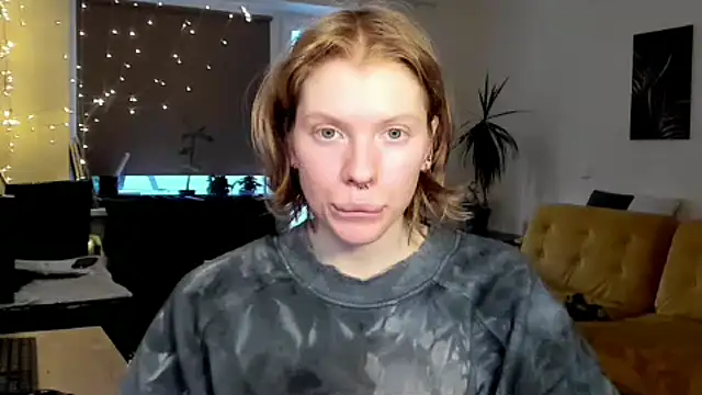 StellaDavis online show from 14, 2, 2025