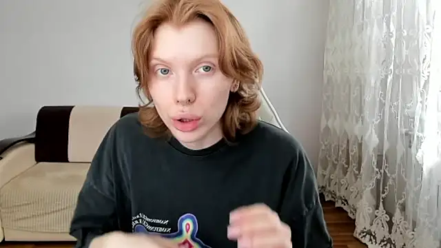 StellaDavis online show from 26, 4, 2026