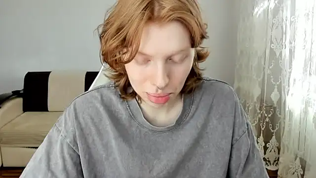 StellaDavis online show from 5, 5, 2026