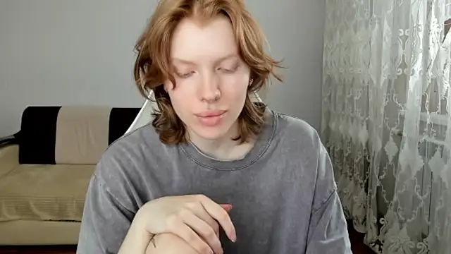 StellaDavis online show from 12, 5, 2026