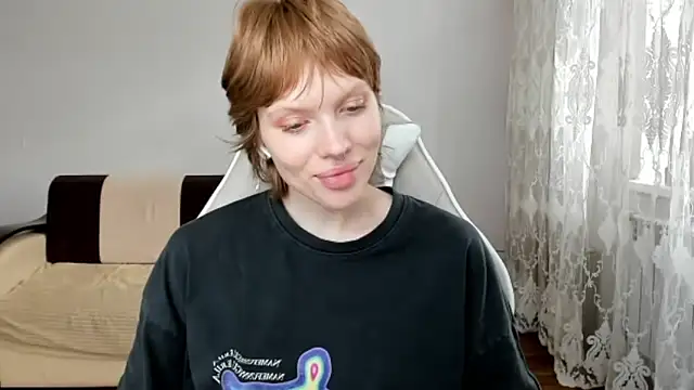 StellaDavis online show from 24, 5, 2026