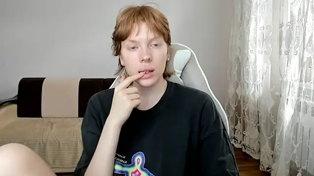 StellaDavis online show from 28, 5, 2026