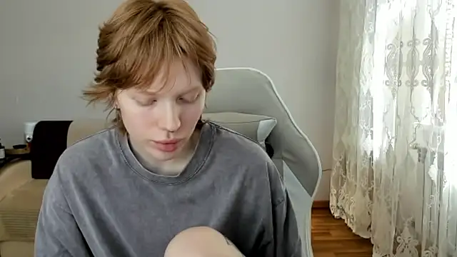 StellaDavis online show from 4, 6, 2026