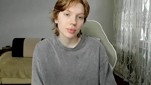 StellaDavis online show from 5, 6, 2026