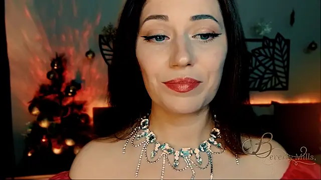 MissBeverlyMills online show from 29, 12, 2024