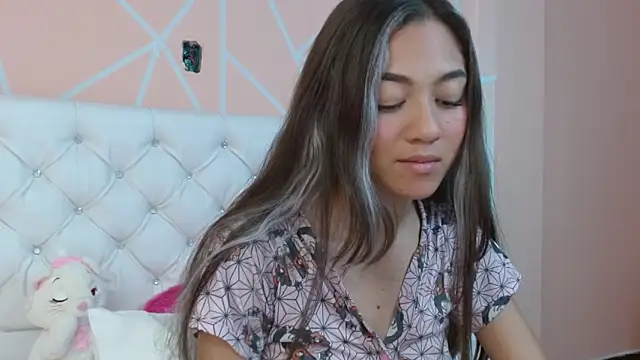 Snapshot of hantonella_ chatting on 25, 9, 2025 hantonella online show from 25, 9, 2025