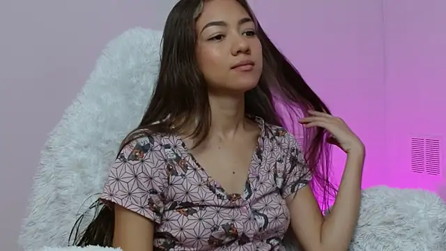 Snapshot of hantonella_ chatting on 18, 11, 2025 hantonella online show from 18, 11, 2025