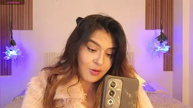 Snapshot of _poison_sweet chatting on 23, 2, 2026 poison sweet online show from 23, 2, 2026