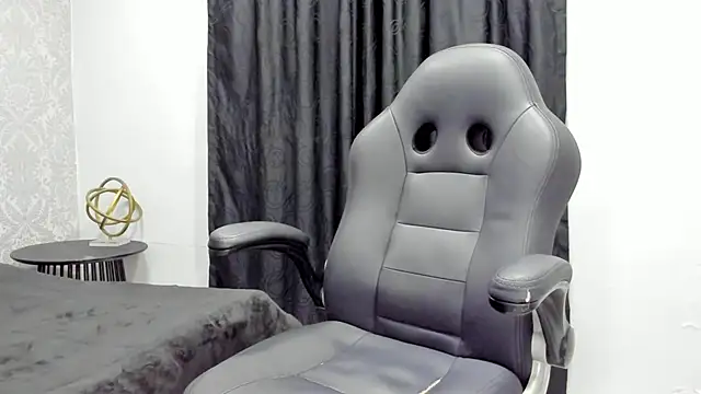 andrew rose  online show from 7, 1, 2025