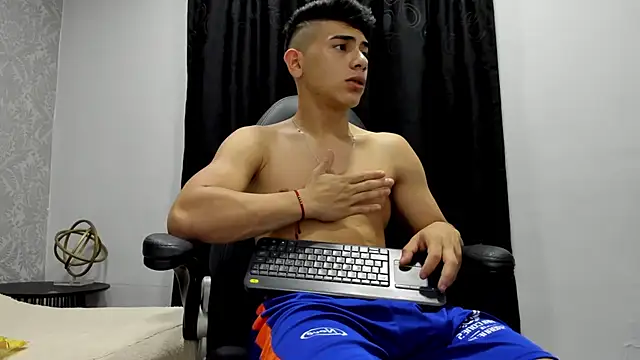 andrew rose  online show from 9, 1, 2025