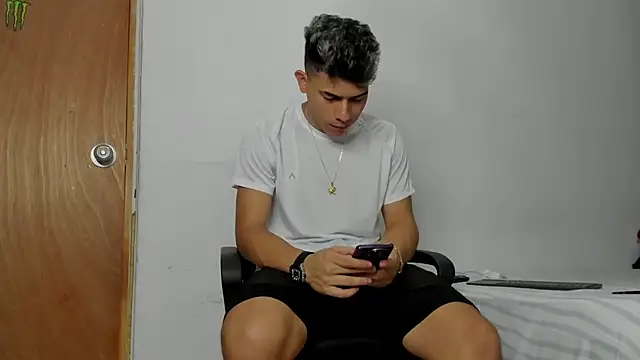 andrew rose  online show from 19, 2, 2026