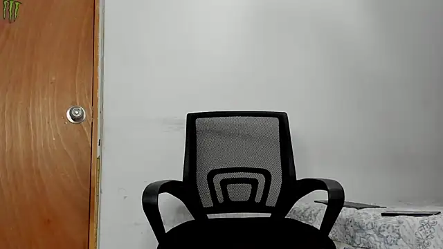 andrew rose  online show from 18, 4, 2026