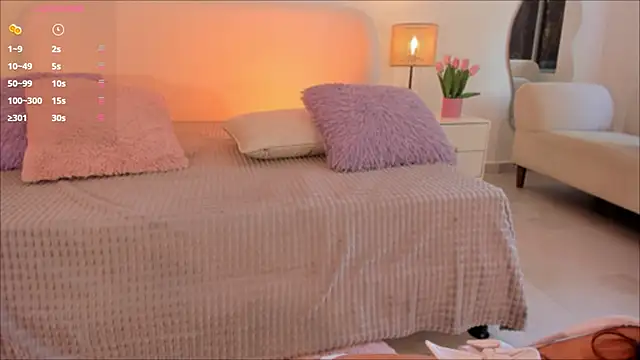 Megan-holly online show from 23, 9, 2025