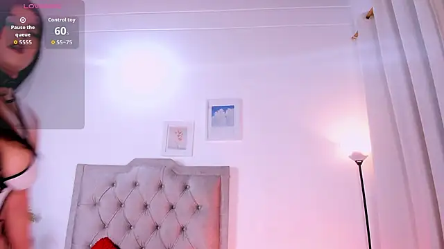 LindaRey  online show from 23, 9, 2025