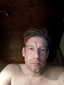 Snapshot of MArciQuarky chatting on 12, 2, 2025 MArciQuarky online show from 12, 2, 2025