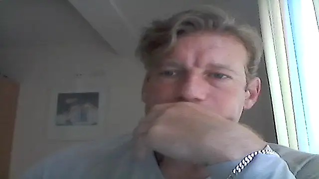 Snapshot of MArciQuarky chatting on 12, 9, 2025 MArciQuarky online show from 12, 9, 2025