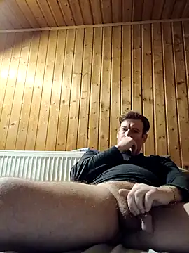 Snapshot of MArciQuarky chatting on 4, 2, 2026 MArciQuarky online show from 4, 2, 2026