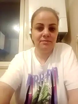 Adelamilfsex online show from 15, 3, 2026