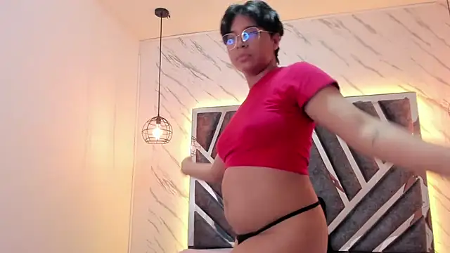 Emmapark  online show from 13, 2, 2025