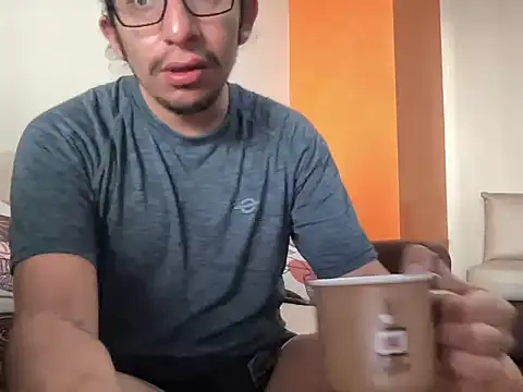 littlelatinhunter online show from 22, 11, 2025