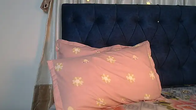 Snapshot of Jen_jennyy1 chatting on 22, 1, 2025 Jen jennyy1 online show from 22, 1, 2025