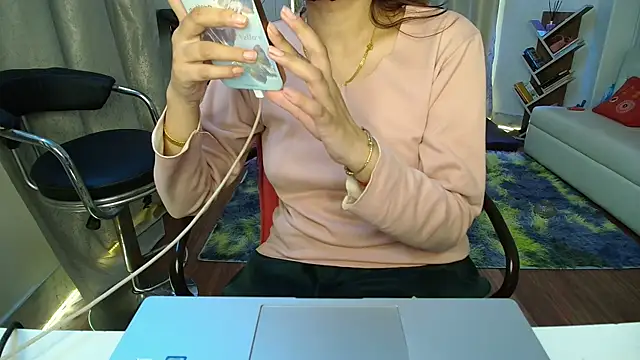 Snapshot of Jen_jennyy1 chatting on 26, 11, 2025 Jen jennyy1 online show from 26, 11, 2025