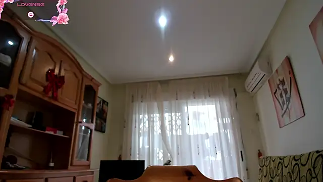 bella apont online show from 28, 1, 2025