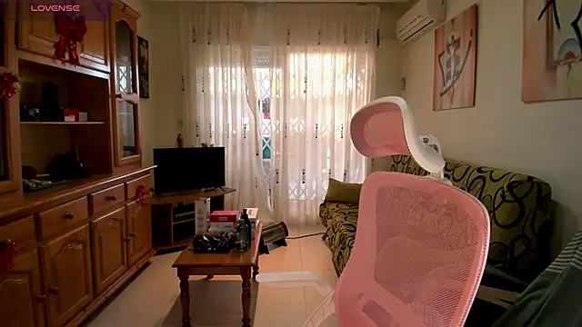 bella apont online show from 24, 2, 2025