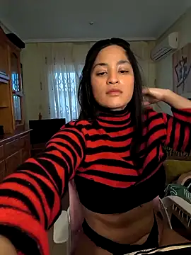 bella apont online show from 10, 3, 2025